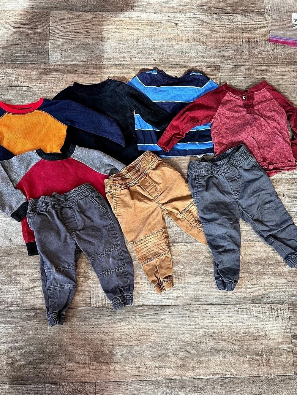 Old Navy Baby boy Clothing Bundle Size 18-24M